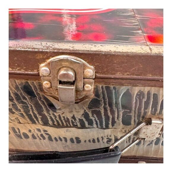 Vintage Detroit Red Wings NHL Metal Lunchbox Handle Distressed Collectible READ - Picture 6 of 16